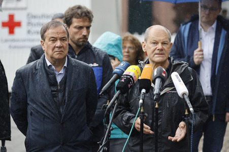 Armin Laschet und Olaf Scholz besuchen Stolberg