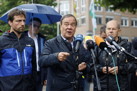 Armin Laschet und Olaf Scholz besuchen Stolberg