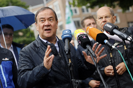 Armin Laschet und Olaf Scholz besuchen Stolberg