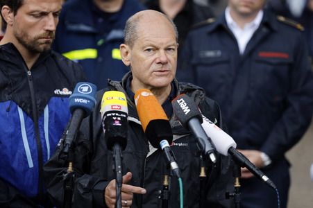 Armin Laschet und Olaf Scholz besuchen Stolberg