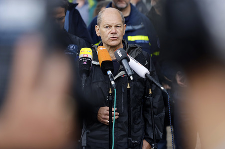 Armin Laschet und Olaf Scholz besuchen Stolberg
