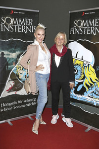 Photocall zur Europa Hörspielserie 'Sommerfinsternis' in Hamburg
