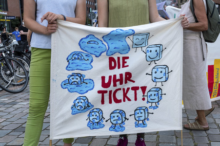 Bündnisdemo zu Klimarassismus und Klimaflucht von Friday for Future in Hamburg