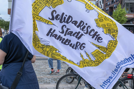 Bündnisdemo zu Klimarassismus und Klimaflucht von Friday for Future in Hamburg