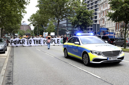Bündnisdemo zu Klimarassismus und Klimaflucht von Friday for Future in Hamburg