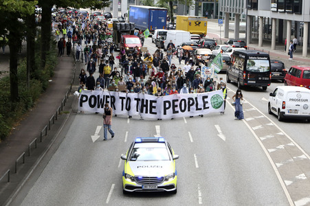 Bündnisdemo zu Klimarassismus und Klimaflucht von Friday for Future in Hamburg