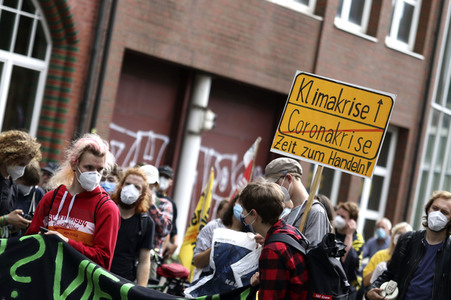 Bündnisdemo zu Klimarassismus und Klimaflucht von Friday for Future in Hamburg