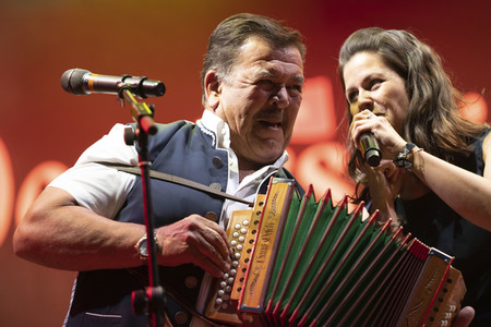Konzert von Oesch's die Dritten in Bern