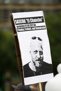 Querdenker-Trauerzug in Gedenken an Sascha in Berlin