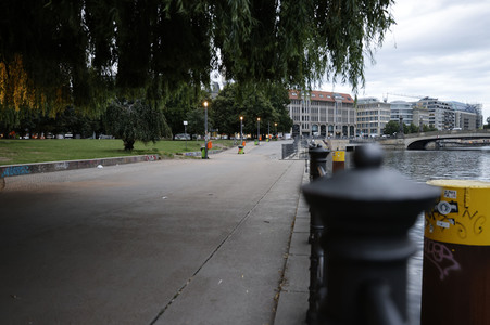 Sperrung vom James-Simon-Park in Berlin