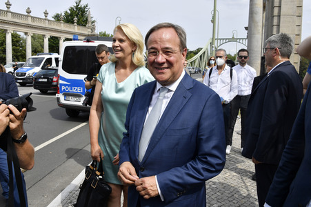 Armin Laschet bei einer Gedenkveranstaltung zum 60. Jahrestag des Baus der Berliner Mauer in Potsdam