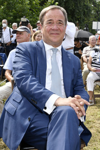 Armin Laschet bei einer Gedenkveranstaltung zum 60. Jahrestag des Baus der Berliner Mauer in Potsdam