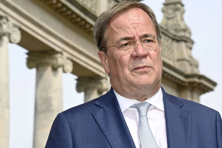 Armin Laschet bei einer Gedenkveranstaltung zum 60. Jahrestag des Baus der Berliner Mauer in Potsdam