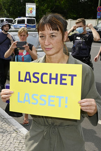 Armin Laschet bei einer Gedenkveranstaltung zum 60. Jahrestag des Baus der Berliner Mauer in Potsdam