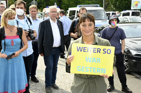 Armin Laschet bei einer Gedenkveranstaltung zum 60. Jahrestag des Baus der Berliner Mauer in Potsdam