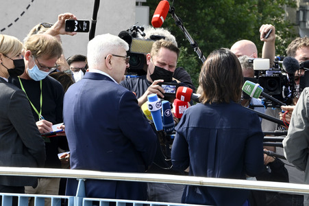 Besuch von Kanlzerkandidatin Annalena Baerbock und Joschka Fischer in Frankfurt (Oder)