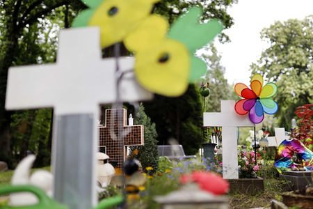 Symbolfoto Kindergräber