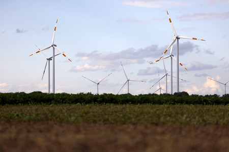 Symbolfoto Windräder