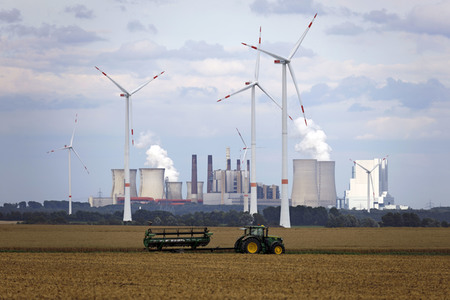 Symbolfoto Windräder