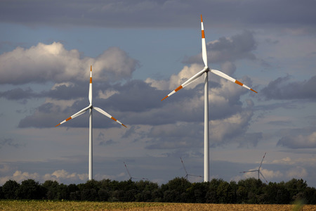 Symbolfoto Windräder