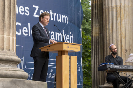 Eröffnung des 'Europäischen Zentrums für Jüdische Gelehrsamkeit' in Potsdam