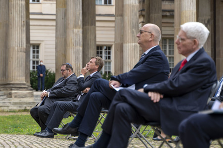 Eröffnung des 'Europäischen Zentrums für Jüdische Gelehrsamkeit' in Potsdam