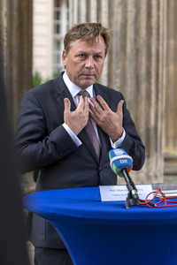 Eröffnung des 'Europäischen Zentrums für Jüdische Gelehrsamkeit' in Potsdam