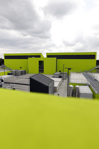 Armin Laschet bei der Inbetriebnahme das Pumpwerks Oberhausen