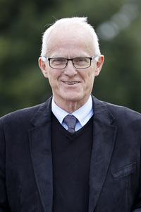 Armin Laschet bei der Inbetriebnahme das Pumpwerks Oberhausen