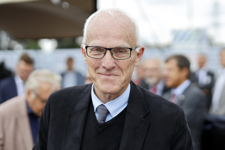 Armin Laschet bei der Inbetriebnahme das Pumpwerks Oberhausen