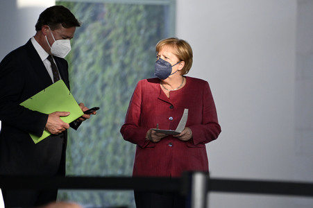 Pressekonferenz mit Angela Merkel zur Lage in Afghanistan in Berlin
