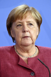 Pressekonferenz mit Angela Merkel zur Lage in Afghanistan in Berlin