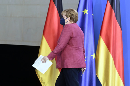 Pressekonferenz mit Angela Merkel zur Lage in Afghanistan in Berlin