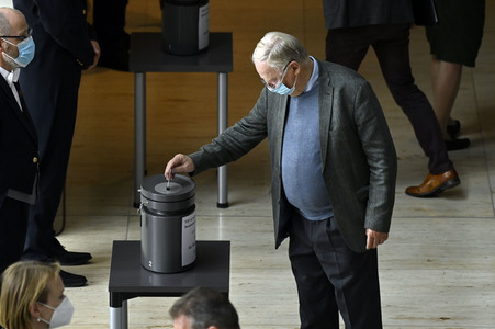 238. Sitzung des Deutschen Bundestages in Berlin