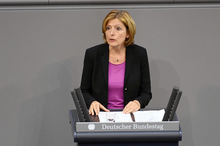 238. Sitzung des Deutschen Bundestages in Berlin