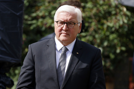 Verlegung eines Stolpersteins für NS-Opfer Bruno Lüdke in Berlin