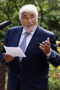 Verlegung eines Stolpersteins für NS-Opfer Bruno Lüdke in Berlin