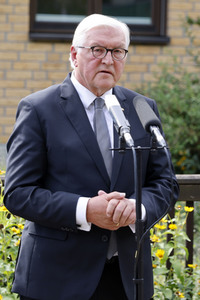 Verlegung eines Stolpersteins für NS-Opfer Bruno Lüdke in Berlin