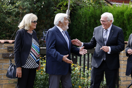 Verlegung eines Stolpersteins für NS-Opfer Bruno Lüdke in Berlin