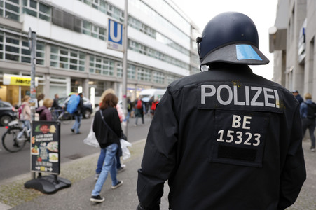 Demonstration von Kritikern der Corona-Maßnahmen in Berlin