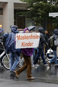 Demonstration von Kritikern der Corona-Maßnahmen in Berlin