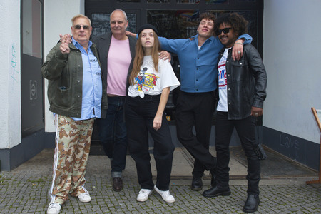 Vernissage 'Twins Meet Twins' in Berlin