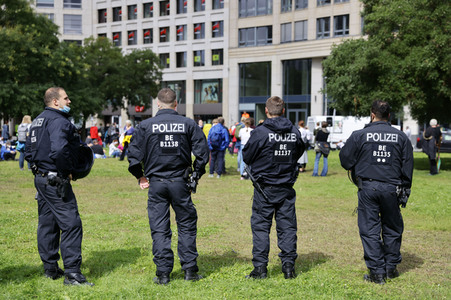 Demonstration von Kritikern der Corona-Maßnahmen in Berlin