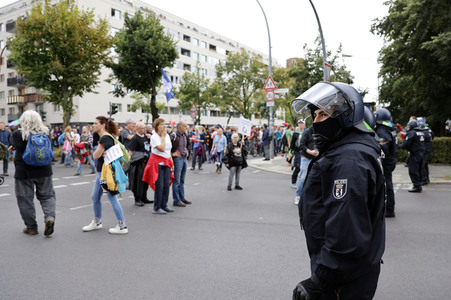 Demonstration von Kritikern der Corona-Maßnahmen in Berlin