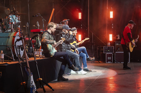 Autokultur-Konzert von Fury in the Slaughterhouse in Hannover