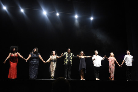 Pressecocktail zur Souldance Show 'Candle Light Cocktail' in Berlin