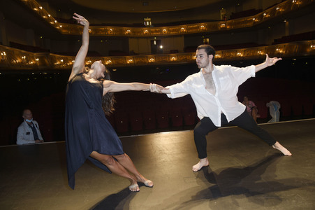 Pressecocktail zur Souldance Show 'Candle Light Cocktail' in Berlin