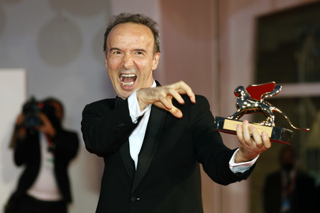 Goldener Löwe für Roberto Benigni, Internationale Filmfestspiele von Venedig 2021