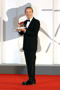 Goldener Löwe für Roberto Benigni, Internationale Filmfestspiele von Venedig 2021