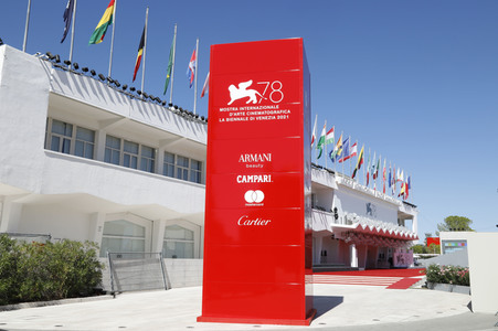 Festival Opening und Filmpremiere 'Madres paralelas', Internationale Filmfestspiele von Venedig 2021